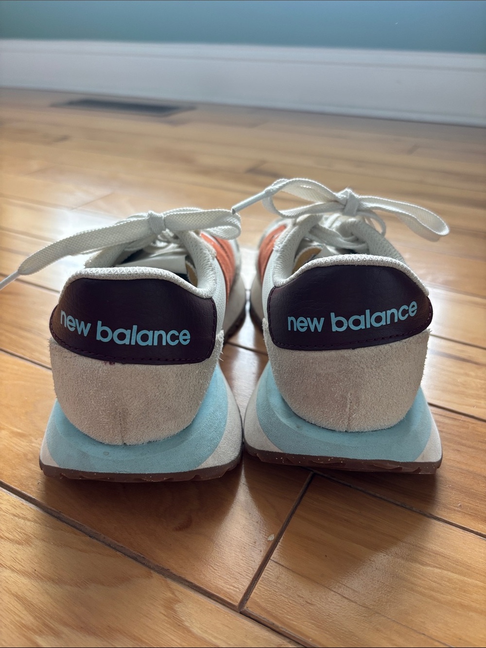 Women’s New Balance 237 Tan Sneakers with Rust Suede Stripes Size 8 - Picture 4 of 7